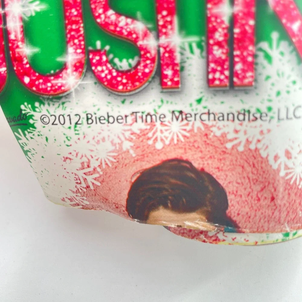 Justin Bieber Vintage Christmas Wrapping Paper Rolls Blue Green Snowflakes Used